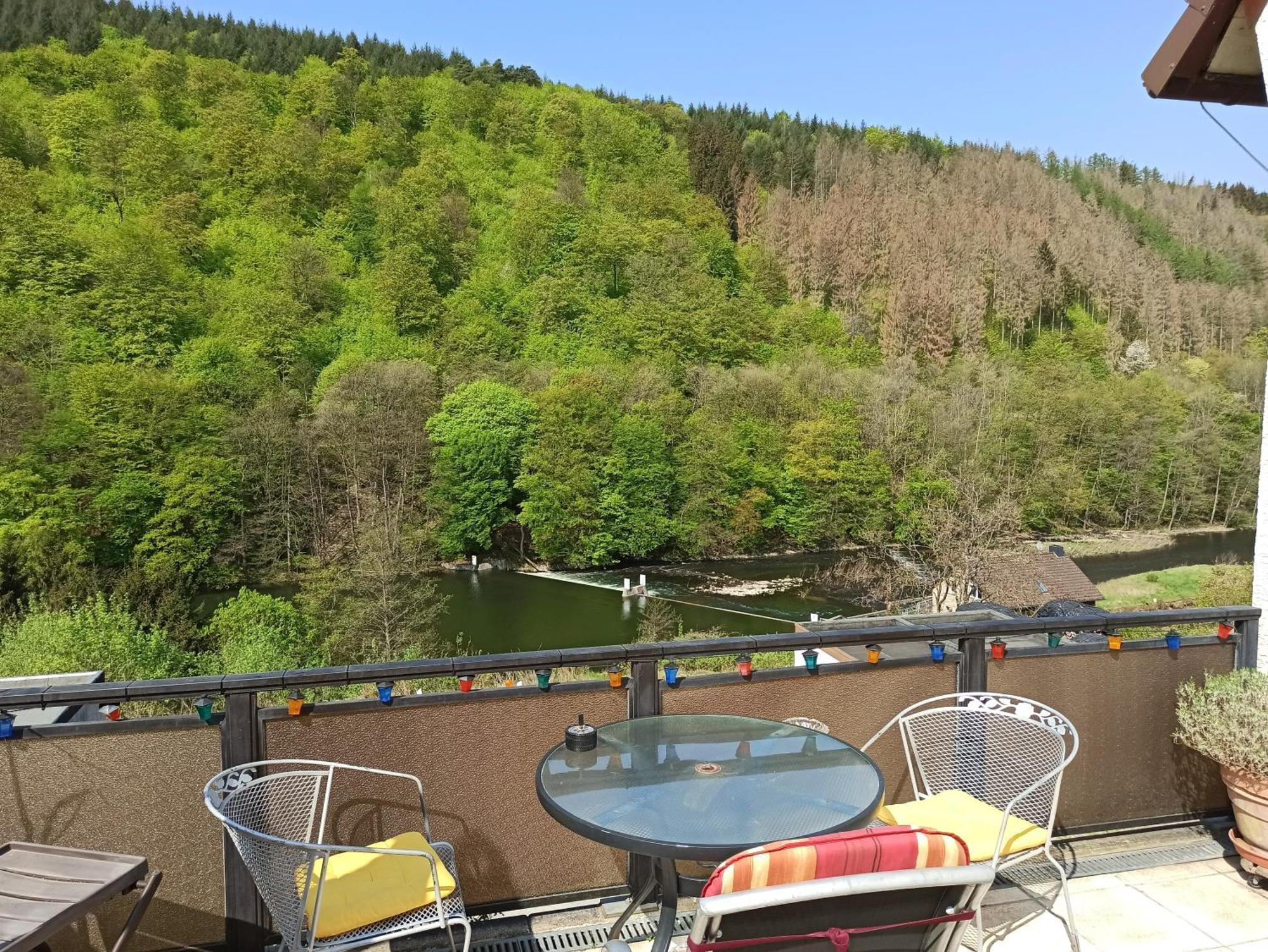 Ferienwohnung Mit Terrasse Fuer 1-4 Personen Altena Bagian luar foto
